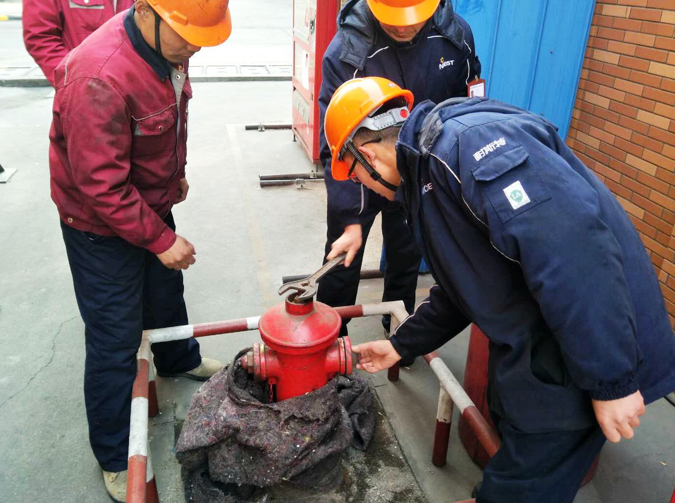 炭黑公司組織開展應(yīng)急演練活動