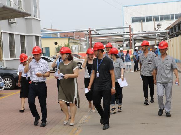 萬(wàn)達(dá)集團(tuán)董事局董事、集團(tuán)公司輪值執(zhí)行總裁帶領(lǐng)集團(tuán)職能部室到熱電公司，對(duì)閑置資產(chǎn)、廢舊物資等進(jìn)行現(xiàn)場(chǎng)核查