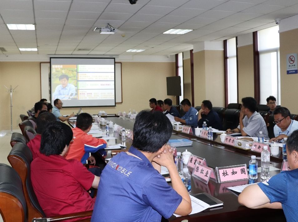 萬(wàn)達(dá)集團(tuán)召開(kāi)專家?guī)旖M建啟動(dòng)會(huì)